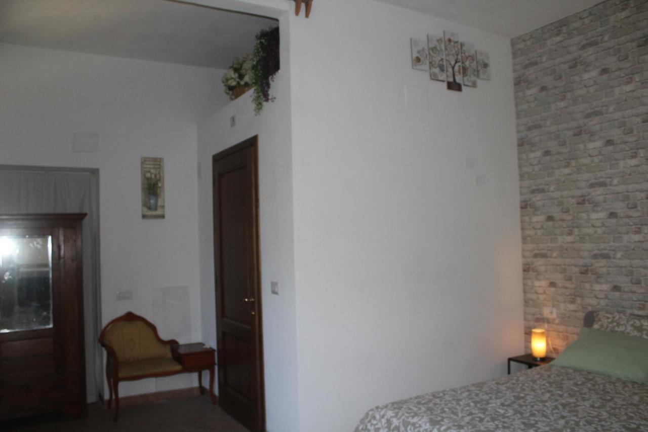 Agriturismo Podere I' Caldino Troghi Kültér fotó